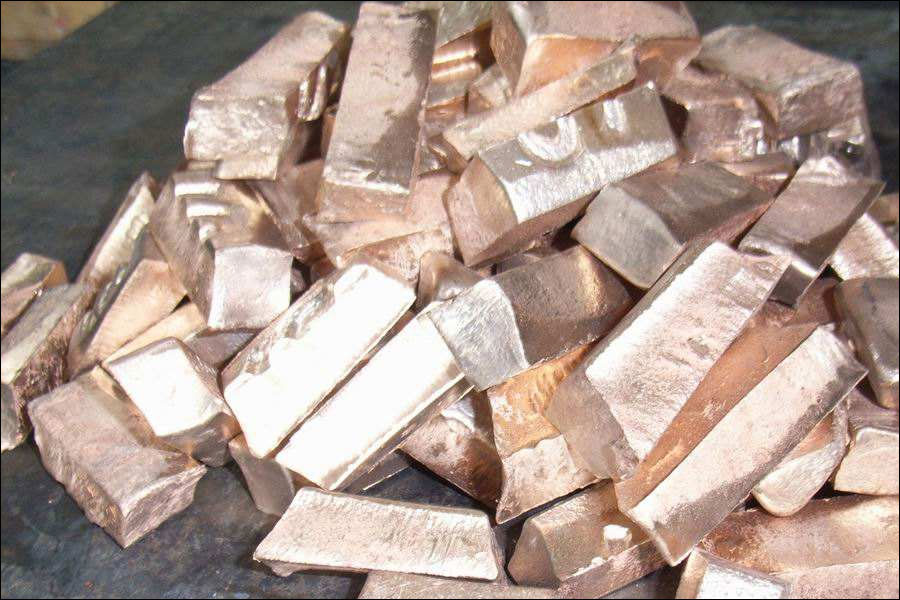 Details-of-the-copper-castings-casting-process